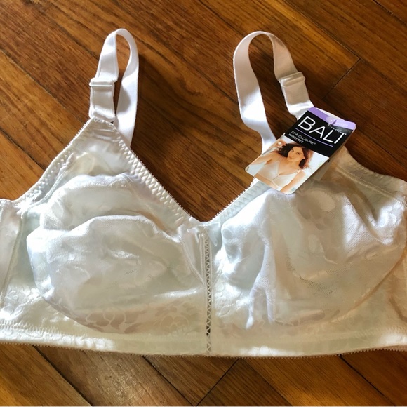NWT Bali Spa Closure Wirefree Bra in Size 42D - Picture 3 of 6